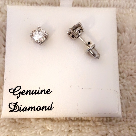 CC Diamond Earrings - Picture 5 of 5